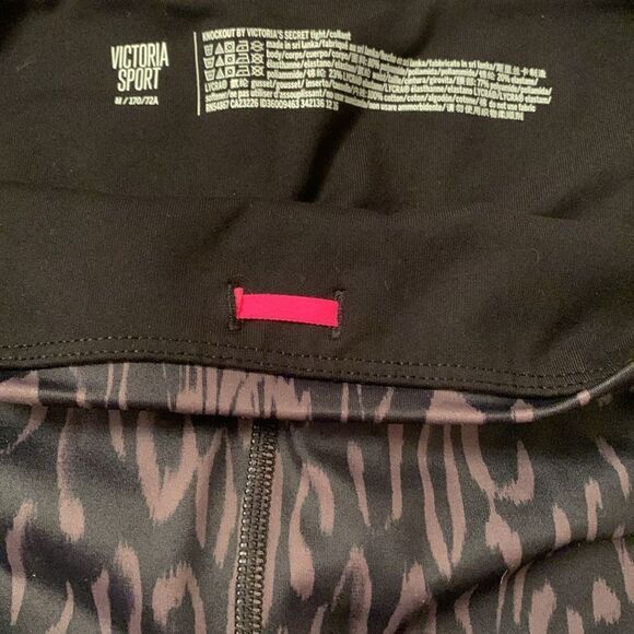 Victoria’s Secret Sport Cheetan Black White Knockout Tight Leggings Pants Size M - Picture 9 of 9